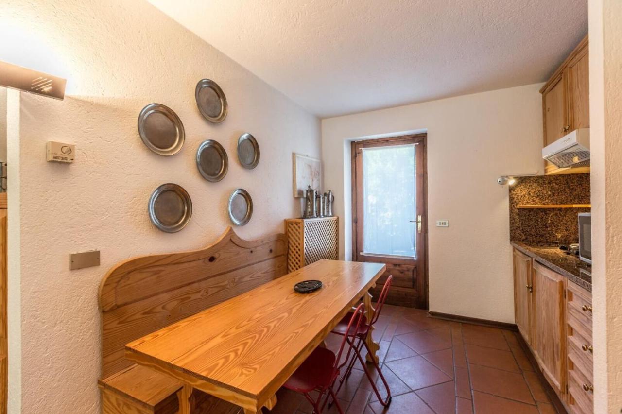Altido Charming Apartments With Mountain Views And Green Backyard In ヴェッランド エクステリア 写真